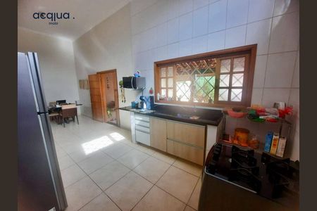 5_photo/94b9b8c3cd.eb4747a7722cd593-ATLAS-1c146f2d-6c09-4e82-b935-0b9f91b13951.jpg de casa à venda com 2 quartos, 139m² em Subsetor Sul - 6 (S-6), Ribeirão Preto