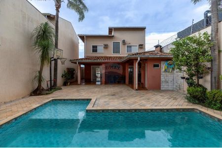 2_photo/94b9b8c4a9.4d93c9f6c7f482ae-ATLAS-a5e36d3d-48e5-4665-bd40-d2bdebe83382.jpg de casa à venda com 3 quartos, 183m² em Jardim Botânico, Ribeirão Preto