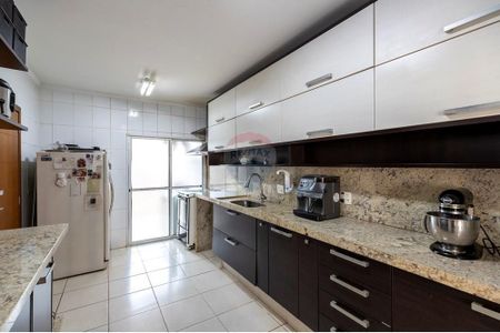 13_photo/94b9b8c4a9.4d93c9f6c7f482ae-ATLAS-feca8e86-baac-49c3-85e9-b5908b55df38.jpg de casa à venda com 3 quartos, 183m² em Jardim Botânico, Ribeirão Preto