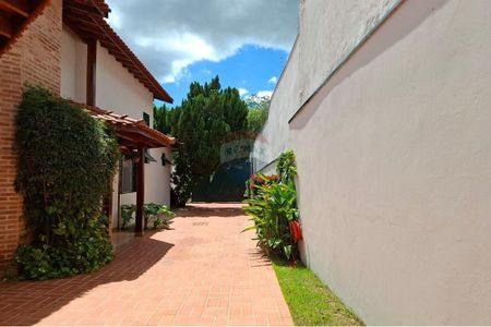 9_photo/94b9b8c6bf.ebbd8bc3dc39b939-ATLAS-663f4696-53f4-4028-b19e-bf1236ab70a0.jpg de casa à venda com 4 quartos, 220m² em City Ribeirão, Ribeirão Preto