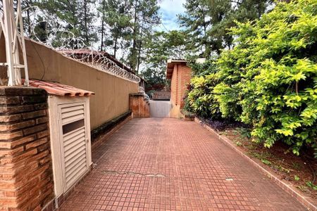 44_photo/94b9b8c965.5564e16b2c01dcfa-ATLAS-beab2f8c-93c4-4e5d-bea5-1d6759dc765d.jpg de casa à venda com 3 quartos, 424m² em Ribeirânia, Ribeirão Preto