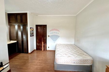 5_photo/94b9b8c965.5564e16b2c01dcfa-ATLAS-c432b32b-b165-47c8-a790-4c2d9371a4db.jpg de casa à venda com 3 quartos, 424m² em Ribeirânia, Ribeirão Preto