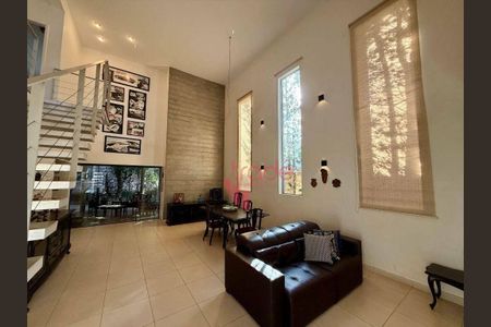 4_photo/94b9b8ca25.426af3425d69ca30-ATLAS-2cbc468e-f7e6-47db-8a73-e4d7ece8ee99.jpg de casa à venda com 3 quartos, 491m² em Ribeirânia, Ribeirão Preto