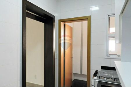 21_photo/94b9b8d131.49c40a4e0c1b1036-ATLAS-b4a21e04-e207-45ad-9d3d-8c3217add43c.jpg de apartamento à venda com 2 quartos, 80m² em Jardim Botânico, Ribeirão Preto