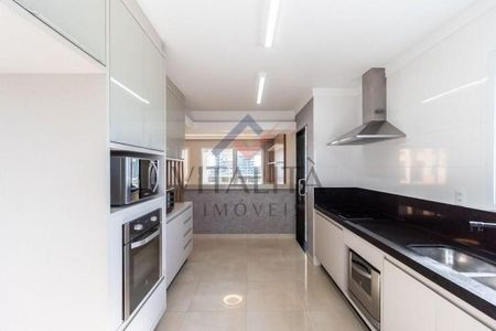 10_photo/94b9b8d171.d55b36f64ebf45c1-ATLAS-448d5fb6-0d78-4ed9-a31a-cd30054332da.jpg de apartamento à venda com 3 quartos, 172m² em Jardim Botânico, Ribeirão Preto