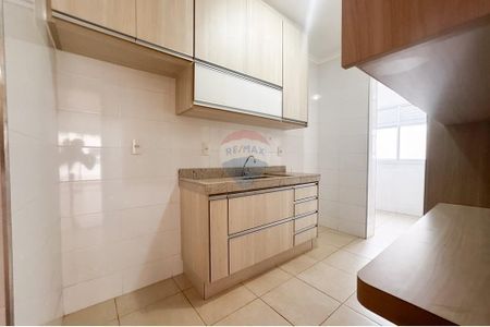 12_photo/94b9b8d18b.833a42e394c467a8-ATLAS-7e500106-4b98-45cc-b2a2-2a7dac56d0c2.jpg de apartamento para alugar com 3 quartos, 95m² em Jardim Botânico, Ribeirão Preto