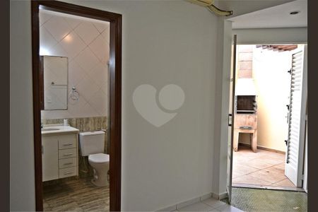 18_photo/94b9b8d3a9.93b8fa184532727f-ATLAS-cd18f715-e322-4945-80c6-0a370e21f49a.jpg de apartamento à venda com 1 quarto, 48m² em Jardim Irajá, Ribeirão Preto