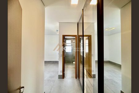 14_photo/94b9b8d3f9.50a889c867f0a982-ATLAS-dd207bc3-3d93-4a19-8456-92e887547631.jpg de apartamento à venda com 2 quartos, 82m² em Jardim Botânico, Ribeirão Preto