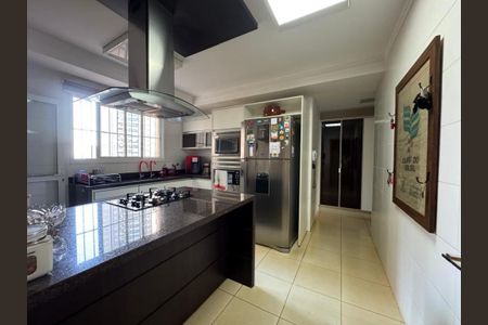 8_photo/94b9b8d67b.2f53a4626112963d-ATLAS-313ccefb-e9b3-4e24-9896-fd1acf86d8f8.jpg de apartamento à venda com 3 quartos, 202m² em Jardim Sao Luiz, Ribeirão Preto