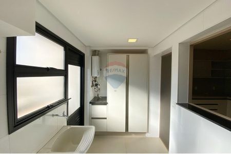 36_photo/94b9b8d69d.15f4a19d538e62fb-ATLAS-0a003e49-4d8a-4bab-a253-d23826166a45.jpg de apartamento para alugar com 3 quartos, 160m² em Subsetor Sul - 7 (S-7), Ribeirão Preto