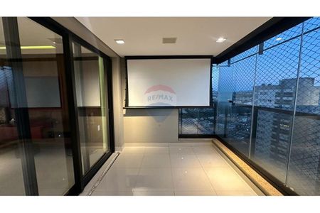 15_photo/94b9b8d69d.15f4a19d538e62fb-ATLAS-80ed7b11-2be1-4366-9031-d430e9f82c19.jpg de apartamento à venda com 3 quartos, 160m² em Subsetor Sul - 7 (S-7), Ribeirão Preto