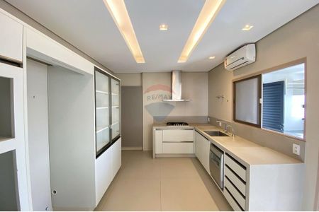 33_photo/94b9b8d69d.15f4a19d538e62fb-ATLAS-f0850de4-195d-4e04-a0d7-073fa2675143.jpg de apartamento para alugar com 3 quartos, 160m² em Subsetor Sul - 7 (S-7), Ribeirão Preto