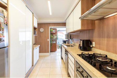 14_photo/94b9b8d6a1.7a69ff73eb43ff8d-ATLAS-a00ab315-77ea-4fbb-b79d-96f0f61740b3.jpg de apartamento à venda com 4 quartos, 135m² em Subsetor Sul - 7 (S-7), Ribeirão Preto