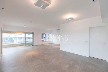 7_photo/94b9b8d9af.eb4747a7722cd593-ATLAS-6a3d5fd5-b7d9-499d-a06a-ecd6c33713fc.jpg de apartamento à venda com 4 quartos, 292m² em Subsetor Sul - 7 (S-7), Ribeirão Preto