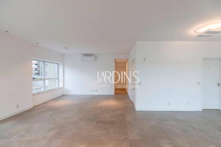 6_photo/94b9b8d9af.eb4747a7722cd593-ATLAS-8f5c1034-a783-467d-befa-4e4b40ff5941.jpg de apartamento à venda com 4 quartos, 292m² em Subsetor Sul - 7 (S-7), Ribeirão Preto