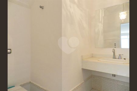 11_photo/94b9b8dec9.a6b604be452a342f-ATLAS-4d4dc201-389e-40a9-b4e7-a663d4557816.jpg de casa de condomínio para alugar com 4 quartos, 439m² em Jardim Irajá, Ribeirão Preto