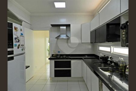 93_photo/94b9b8dec9.a6b604be452a342f-ATLAS-bf4b31d2-a5b8-4d97-8779-ccd126c33794.jpg de casa de condomínio para alugar com 4 quartos, 439m² em Jardim Irajá, Ribeirão Preto