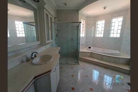 4_photo/94b9b925fb.4bd2615f33144f40-ATLAS-eff91bb5-1f00-4d9a-9fbf-b661ddf6540e.jpg de casa à venda com 5 quartos, 960m² em Jardim Canada, Ribeirão Preto