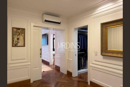 36_photo/94b9b92799.c72937a7965233fd-ATLAS-9450fa20-d13e-4976-bd41-3e85d41c1237.jpg de apartamento à venda com 4 quartos, 574m² em Subsetor Sul - 7 (S-7), Ribeirão Preto