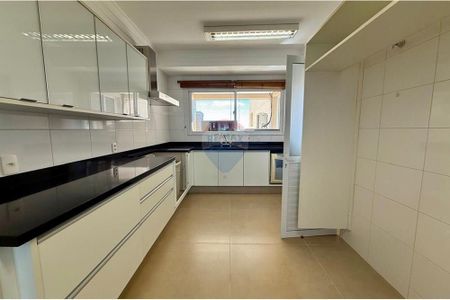 29_photo/94b9b927f9.ba3e4f1a03d92c8a-ATLAS-a1a66a05-e9e9-417d-b048-8b46d02a45da.jpg de apartamento à venda com 4 quartos, 266m² em Subsetor Sul - 7 (S-7), Ribeirão Preto