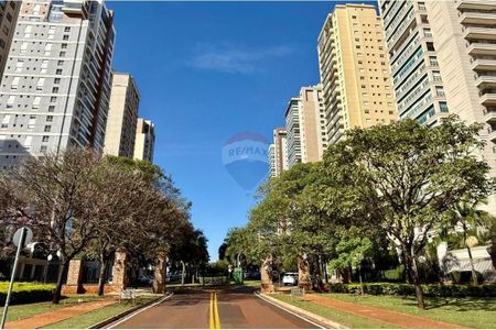 39_photo/94b9b927f9.ba3e4f1a03d92c8a-ATLAS-bd20f6ee-d326-4ff5-974e-40e5b2ec47dc.jpg de apartamento à venda com 4 quartos, 266m² em Subsetor Sul - 7 (S-7), Ribeirão Preto