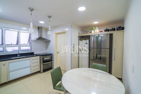 15_photo/94b9b92805.ba97ac63d5ac1cb4-ATLAS-159dc173-2f95-48ce-8f8b-e4f0e9e0d899.jpg de apartamento à venda com 3 quartos, 155m² em Subsetor Sul - 7 (S-7), Ribeirão Preto