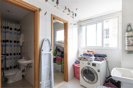 3_photo/94b9b9298d.bb8f4edc70859172-ATLAS-159784fd-e0da-46eb-bf26-c841bd2143a2.jpg de apartamento à venda com 3 quartos, 240m² em Jardim Sao Luiz, Ribeirão Preto