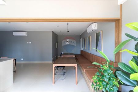 1_photo/94b9b92b0b.90bd157ac56b2a06-ATLAS-05e27b72-11f4-44df-af6d-7c5b841dbfb9.jpg de apartamento à venda com 1 quarto, 43m² em Jardim Irajá, Ribeirão Preto