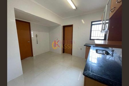 8_photo/94b9b92b33.b38ac4619dd2e4c9-ATLAS-7d4bb41c-0aaf-4c62-83b3-cfaae5cef1c4.jpg de apartamento à venda com 3 quartos, 115m² em Jardim Irajá, Ribeirão Preto