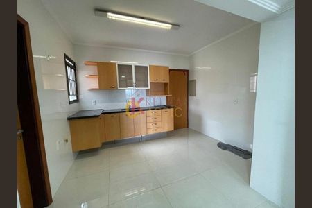 12_photo/94b9b92b33.b38ac4619dd2e4c9-ATLAS-acd39f63-2fd9-4696-ae6a-dccb7e98d9c5.jpg de apartamento à venda com 3 quartos, 115m² em Jardim Irajá, Ribeirão Preto