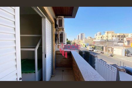 11_photo/94b9b92cf5.7e4b8ffaced3fe3b-ATLAS-d47c9477-918f-48e7-a138-528ab8d4a806.jpg de casa à venda com 5 quartos, 288m² em Jardim Irajá, Ribeirão Preto