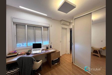 5_photo/94b9b9372d.ea551a9f7a7a5f79-ATLAS-b67ddeac-13d9-47fc-8c63-7ee5d3ec8dbf.jpg de apartamento à venda com 3 quartos, 131m² em Jardim Nova Alianca, Ribeirão Preto