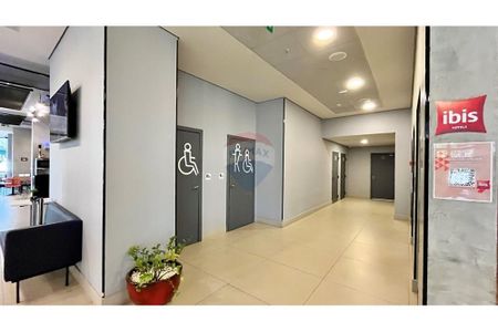 8_photo/94b9b9510f.ff18d0897e4eeb33-ATLAS-7de2c3a3-2d0b-454a-b9f3-28b3b98c8255.jpg de casa à venda com 1 quarto, 24m² em Vila do Golfe, Ribeirão Preto