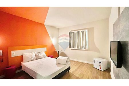 11_photo/94b9b9510f.ff18d0897e4eeb33-ATLAS-8b1a1dd5-6b7b-4fc6-831a-ea81a366142a.jpg de casa à venda com 1 quarto, 24m² em Vila do Golfe, Ribeirão Preto