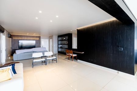 6_photo/94b9b9665f.45ee42d1649147d6-ATLAS-ddb3982b-ab9e-44fc-9e1e-245698f4e116.jpg de apartamento à venda com 3 quartos, 195m² em Parque Industrial Tanquinho, Ribeirão Preto