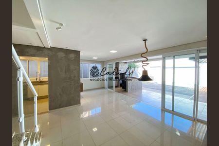 15_photo/94b9b967c7.5afd90b9c05d4dec-ATLAS-92887567-d7df-42a0-916f-e7c4864c4357.jpg de casa de condomínio à venda com 3 quartos, 428m² em Vila do Golfe, Ribeirão Preto