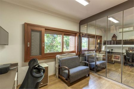 10_photo/94b9b9715f.598c66e7e5047e83-ATLAS-5b21c7bd-2d51-4a6d-b6fa-cf3860891b38.jpg de casa à venda com 4 quartos, 397m² em Royal Park, Ribeirão Preto