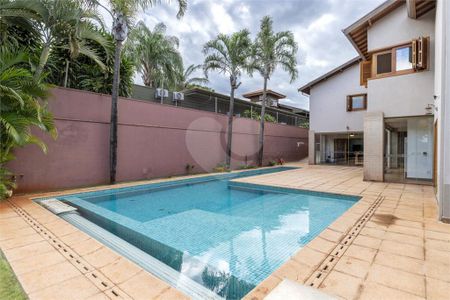 50_photo/94b9b9715f.598c66e7e5047e83-ATLAS-b2ca89b3-b58a-478a-bd15-d7d716d4ac1c.jpg de casa à venda com 4 quartos, 397m² em Royal Park, Ribeirão Preto