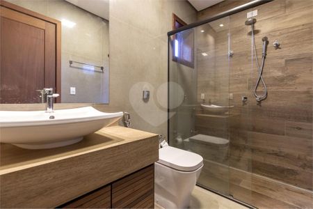 48_photo/94b9b9715f.598c66e7e5047e83-ATLAS-b6bc20b3-f807-4eab-bb72-81cb9afdac4d.jpg de casa à venda com 4 quartos, 397m² em Royal Park, Ribeirão Preto