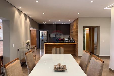 8_photo/94b9b97259.1ad5fb952b026013-ATLAS-6f92d596-e9c7-46fc-b7fa-c8b45449551f.jpg de casa à venda com 5 quartos, 420m² em Royal Park, Ribeirão Preto