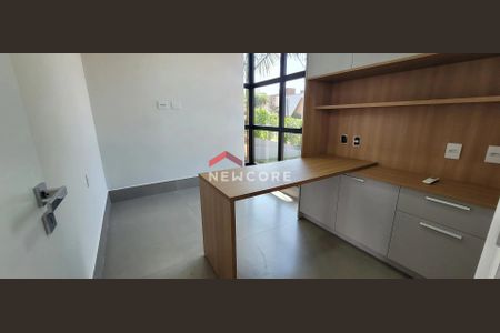 2_photo/94b9b97f2f.3fb6a6d23b4be51c-ATLAS-034fc6b4-17f3-473a-82ee-1e8adc14c814.jpg de casa de condomínio à venda com 3 quartos, 266m² em Vila do Golfe, Ribeirão Preto