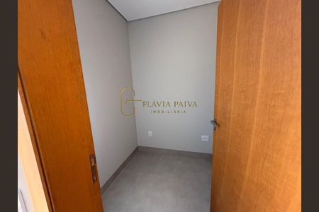 13_photo/94b9b97f2f.3fb6a6d23b4be51c-ATLAS-163022ef-09fa-40b2-80f6-365df20c329f.jpg de casa de condomínio à venda com 3 quartos, 174m² em Vila do Golfe, Ribeirão Preto