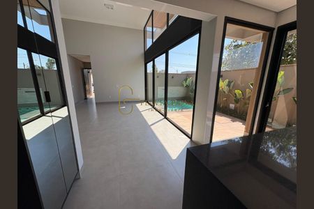 3_photo/94b9b97f2f.3fb6a6d23b4be51c-ATLAS-8c394253-933b-4a9c-9e74-44e428bce6f2.jpg de casa de condomínio à venda com 3 quartos, 174m² em Vila do Golfe, Ribeirão Preto