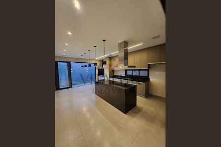 5_photo/94b9b97f2f.3fb6a6d23b4be51c-ATLAS-a5ea2a90-3316-452b-b635-2d4f54f4c1f4.jpg de casa de condomínio à venda com 3 quartos, 208m² em Vila do Golfe, Ribeirão Preto