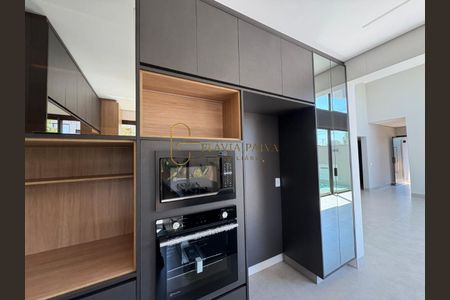 45_photo/94b9b97f2f.3fb6a6d23b4be51c-ATLAS-dc58f5d2-cf7e-4313-9a50-e0153578074f.jpg de casa de condomínio à venda com 3 quartos, 174m² em Vila do Golfe, Ribeirão Preto