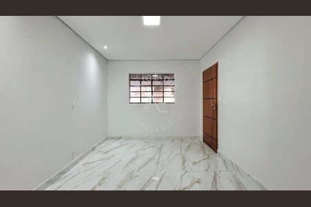5_photo/94b9b9a4d3.c3f00cfadba54684-ATLAS-b6b5c492-ef56-4d8a-a96c-9c93dd533a32.jpg de casa à venda com 5 quartos, 200m² em Jardim San Leandro, Ribeirão Preto