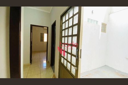 2_photo/94b9b9d205.9b50d988136e37d7-ATLAS-0831f936-9fca-494e-a60c-e1bf302d75c1.jpg de casa à venda com 3 quartos, 138m² em Bonfim Paulista, Ribeirão Preto