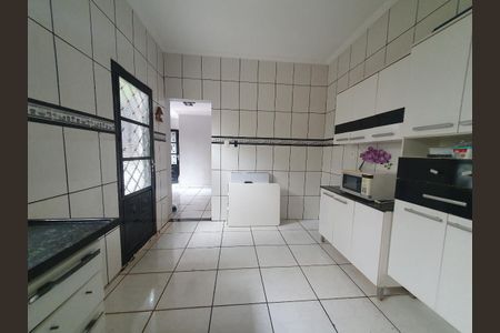 6_photo/94b9bc3e0f.9f039bac81014964-ATLAS-262dc10b-179a-4a43-b3b7-26bef1a00d97.jpg de casa à venda com 3 quartos, 160m² em Parque Ribeirao Preto, Ribeirão Preto