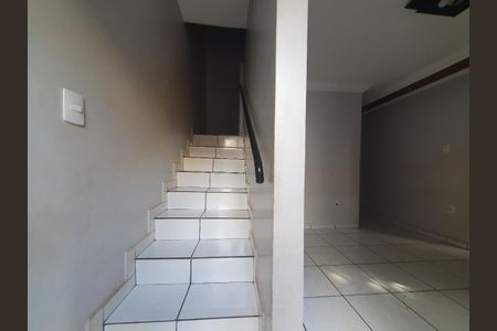 17_photo/94b9bc3e0f.9f039bac81014964-ATLAS-569c8574-1a52-4274-b350-e868883ebe4b.jpg de casa à venda com 3 quartos, 160m² em Parque Ribeirao Preto, Ribeirão Preto