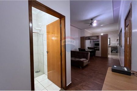 12_photo/94b9bdb0bf.f469cfda097b0aa9-ATLAS-f068e48e-6c11-44b1-8f8f-2fe89d93b7ab.jpg de casa à venda com 2 quartos, 181m² em yy, Ribeirão Preto